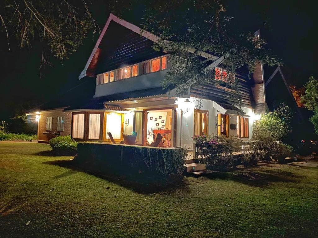 Cajueiro House Villa Campos do Jordão Exterior photo